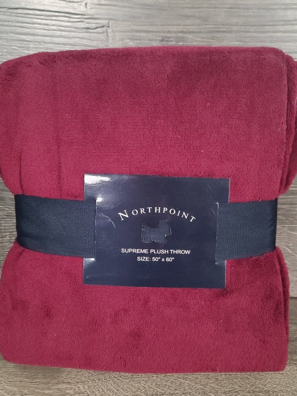 New North Point Supreme Plush Throw 50 x 60 Maroon